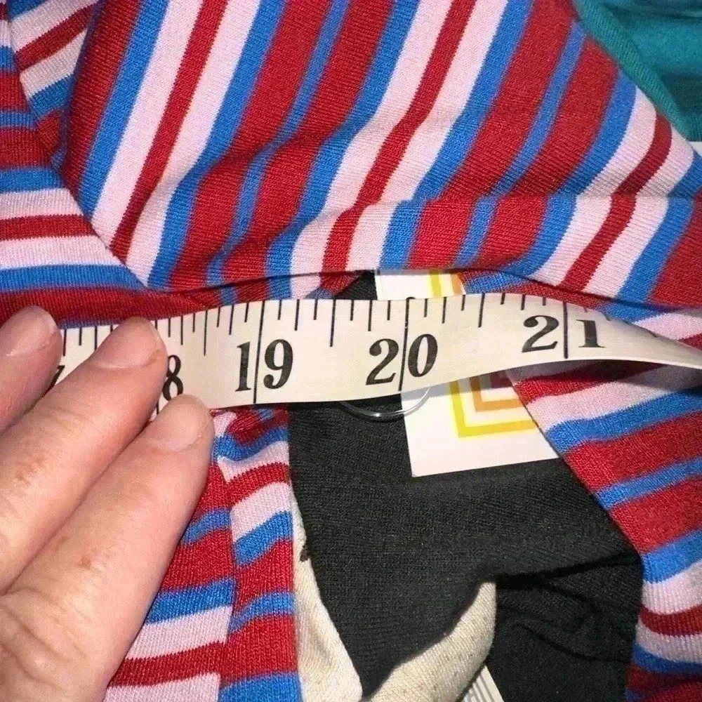 Lularoe medium stripe long sleeve Lynnae top.‎ Burgundy, blue, pink stripe. NWT. - Picture 7 of 8